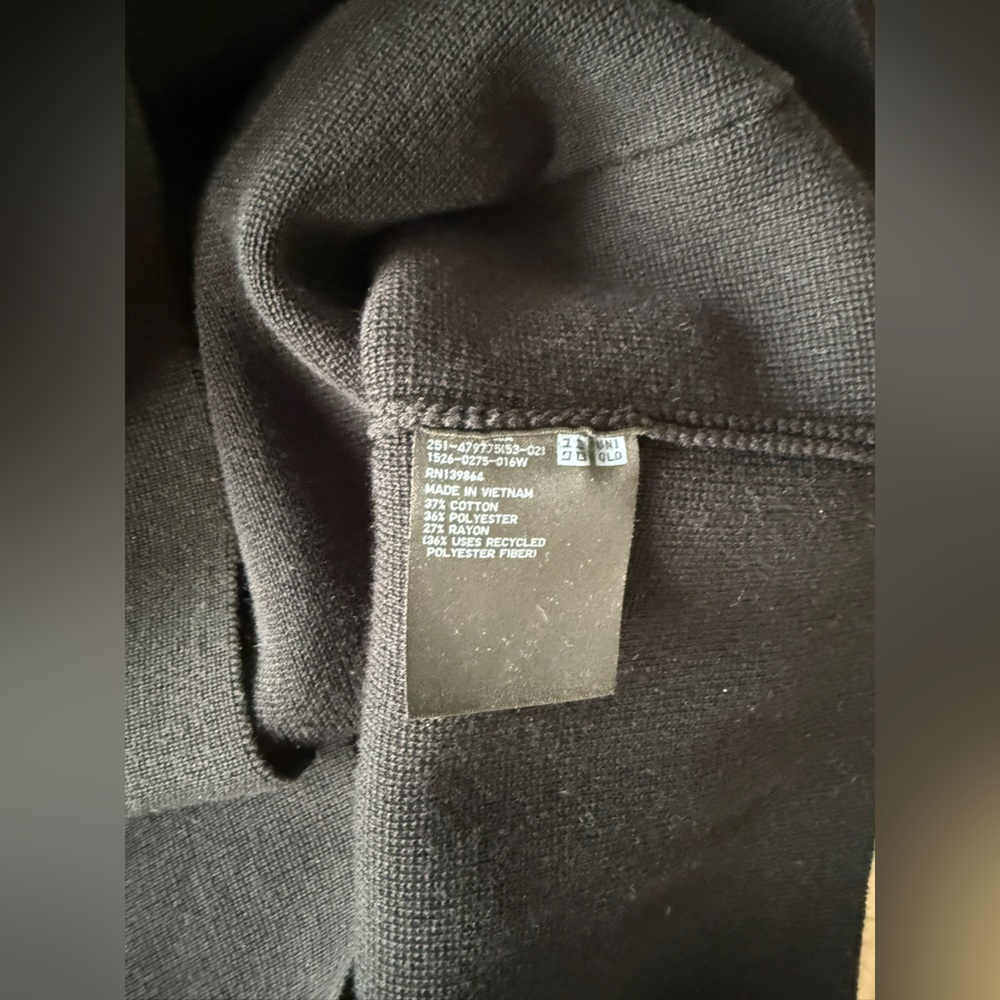 Uniqlo Short Washable Milano Ribbed Jacket/Cardigan in Black - Picture 8 of 9